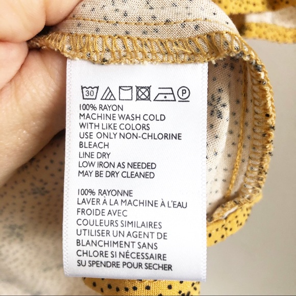 Urban Outfitters Kelsey Floral Button Front Top Sm - Picture 7 of 8